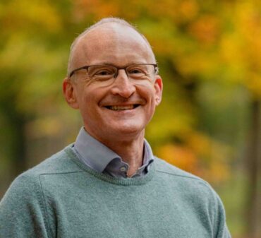 Dr. David Stephenson